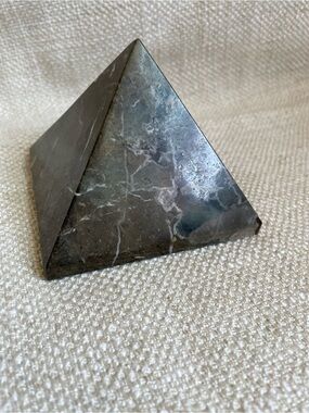 Natural Marble Stone Pyramid  Décor Grey Green Black 4"